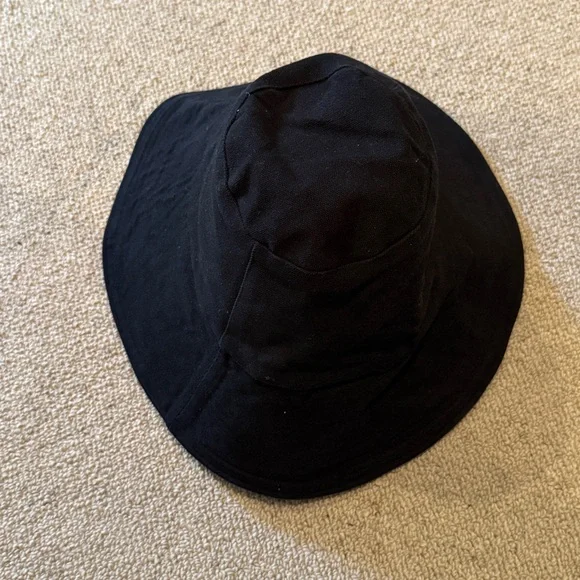 DOEN Canvas Wide Black Bucket Hat Size M/L - Picture 2 of 5